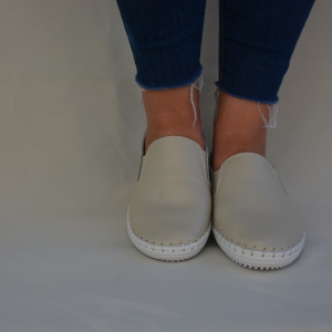 Pantof bej tip sport, cu talpa usoara si varf rotund, design simplu - Img 3