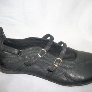 Pantof sport cu decupaj adanc in fata, din piele mata, neagra - Img 3
