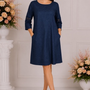 Rochie bleumarin cu design de buline albe si dantela eleganta