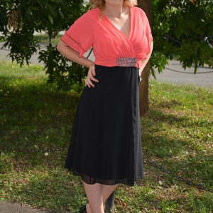 Rochie de nunta, frumoasa, eleganta, seria mare, negru cu corai - Img 4