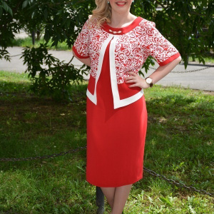 Rochie de ocazie, rosie, masura mare, cu imprimeu floral alb - Img 5