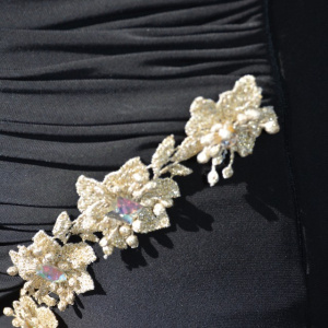 Rochie de seara deosebita, de culoare neagra cu decoratiuni aurii - Img 3