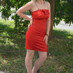 Rochie de seara scurta de culoare rosie, din material lucios - Img 4