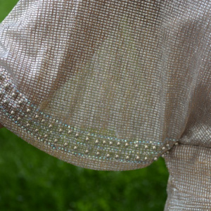 Rochie de seara Ynez cu aplicatii de margele,nuanat de crem - Img 5