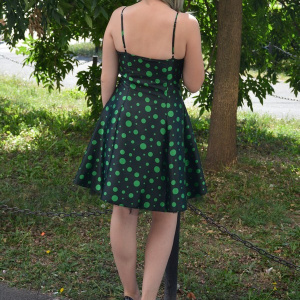 Rochie deosebita, cu buline verzi pe fond negru, model evazat - Img 6