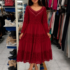 Rochie elegantă maxi în nuanță burgundy