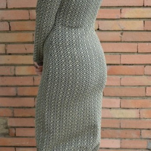 Rochie fashion cu model tineresc pe corp, cu fir auriu in tesatura - Img 4
