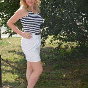 Rochie feminina ,de vara cu fusta alba - Img 3