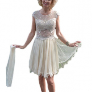 Rochie fina, bej, cu tul brodat si transparent in partea de sus - Img 1