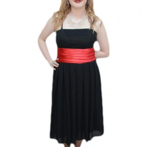 Rochie in nuanta de negru-rosu, design interesant modern