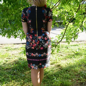 Rochie neagra, imprimeu cu aspect de broderie multicolora - Img 5