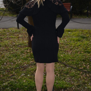 Rochie rafinata de culoare neagra cu dantela si insertii de volane - Img 5