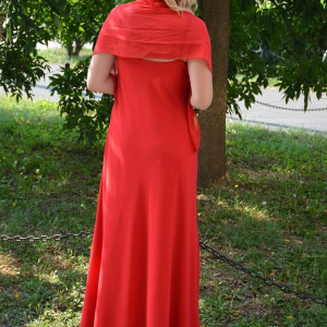Rochie rafinata lunga, model simplu si de efect, pe culoare rosie - Img 3