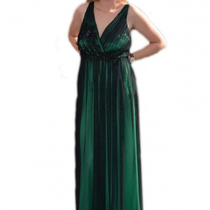 Rochie rafinata lunga, pentru evenimente, pe verde cu tul negru - Img 1