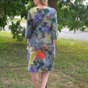 Rochie tinereasca de zi, masura mare, design de flori multicolore - Img 6