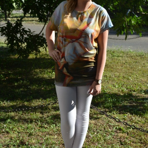 Tricou multicolor, maneca scurta, decolteu rotund, imprimeu fin - Img 2