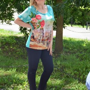 Tricou turcoaz de primavara-vara cu maneca scurta, decolteu mic - Img 4