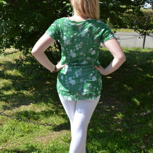 Tricou verde inchis din material tip plasa cu top alb dedesubt - Img 5