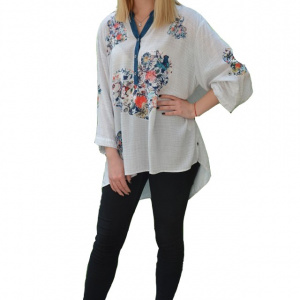 Bluza casual ,croi lejer,model painted,nuanta de alb - Img 1
