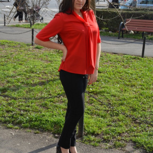 Bluza casual cu guler tip sal si maneca scurta, de culoare rosie - Img 2