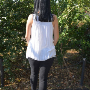 Bluza casual, de culoare alba, cu model de broderie florala - Img 7