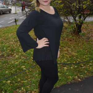 Bluza deosebita cu design plisat pe lungime, culoare neagra - Img 6