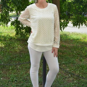 Bluza frumoasa cu maneca lunga, model dantelat pe culoare alba - Img 5