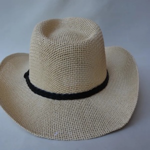 Palarie trilby din material subtire cu aerisire buna, alb, bej, crem