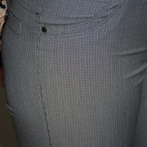 Pantalon elegant lung cu design geometric, de culoare gri - Img 5