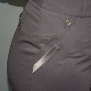 Pantalon lung, de nuanta bej, cu un croi usor combrat si design cusaturi - Img 5