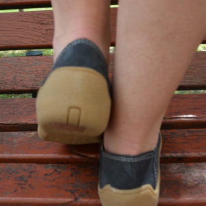 Pantof de culoare bleumarin, din piele cu model de perforatii - Img 5