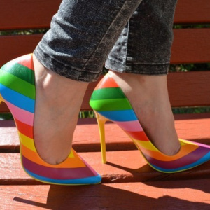 Pantof fashion tip stiletto cu design multicolor, toc inalt de 10,5 cm - Img 3