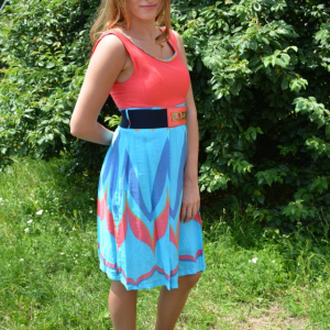 Rochie casual de vara fara maneca si imprimeu multicolor - Img 3