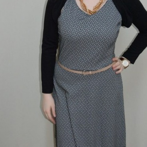 Rochie casual, neagra, model fara maneci, in clos, cu curea subtire in talie - Img 5