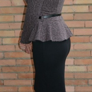 Rochie clasica cu maneca lunga, tip costum, culoare negru-roz - Img 2