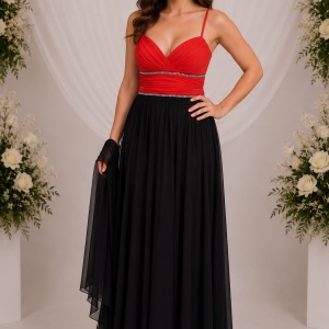 Rochie de gala tinereasca, moderna, din voal negru si satin rosu