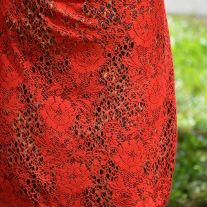 Rochie de ocazie, de culoare rosii, din dantela florala - Img 5