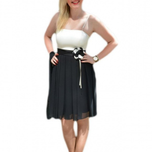 Rochie de seara scurta, cu fusta neagra si partea superioara alba - Img 1