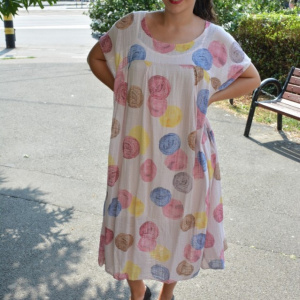 Rochie de vara,vaporoasa Alice model cu buline colorate,nuanta de pudra - Img 3