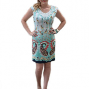 Rochie eleganta ,decorata cu perle albe la decolteu