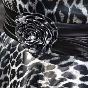 Rochie eleganta, tinereasca, culoare negru-gri, animal-print - Img 2