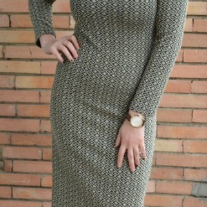 Rochie fashion cu model tineresc pe corp, cu fir auriu in tesatura - Img 5