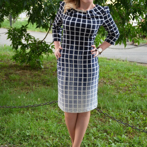 Rochie moderna, de culoare bleumarin, design geometric - Img 4