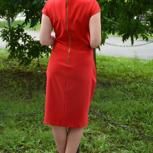 Rochie scurta de ocazie, culoare rosie cu dantela neagra in talie - Img 4