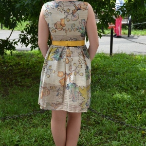 Rochie tinereasca de zi, cu croiala evazata si design multicolor - Img 4