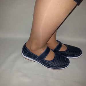 Balerin din piele de culoare bleumarin cu model din decupaje - Img 3