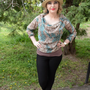 Bluza cu maneca lunga, croi lejer, de culoare turcoaz - Img 3