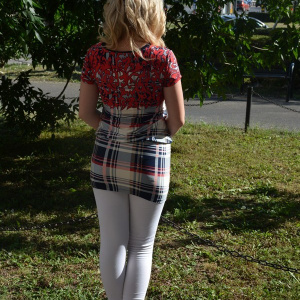 Bluza lunga pentru colanti, tip tunica, cu insertie de dantela - Img 5