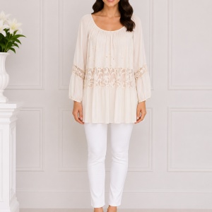 Bluza rafinata Luna cu insertii de dantela ,nuanta de crem