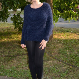 Bluza tinereasca din material gros, calduros, de culoare bleumarin - Img 5